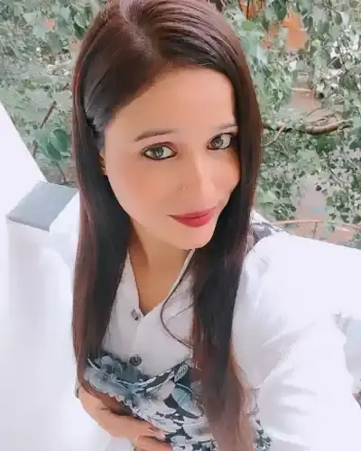 Call Girls in Prahlad Nagar